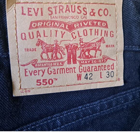 Levi's 550 Black Jeans Size 42 x 30 - Picture 2 of 5